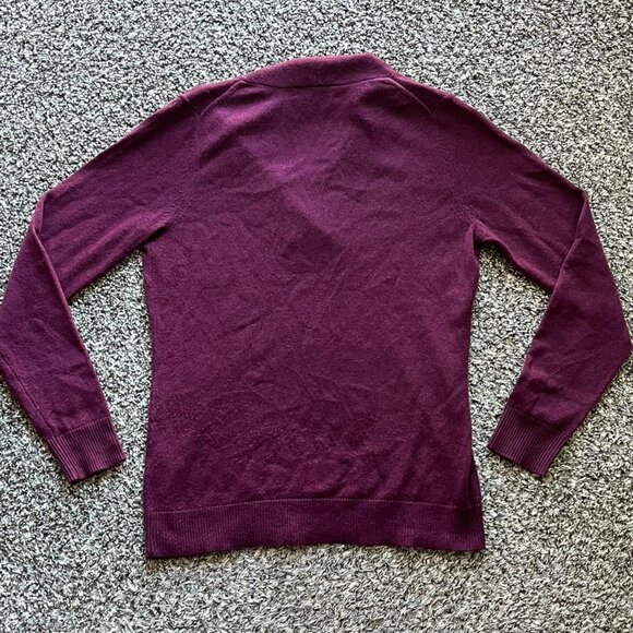 Banana Republic Sweater Womens Medium Maroon Cashmere Wool V-Neck Pullover - Picture 5 of 7
